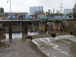 长沙污水处理厂用GRCF河道流量计测量不规则断面流量